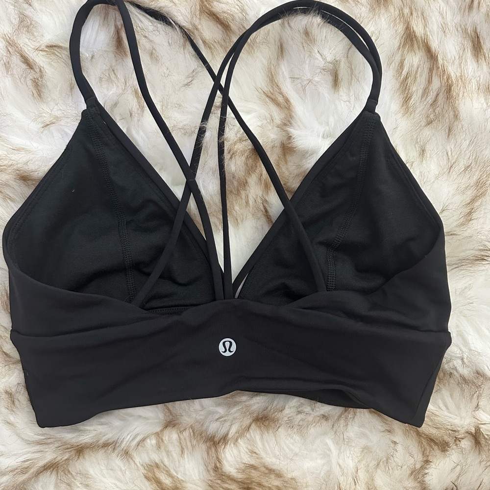 Lululemon strappy sports bra size 6